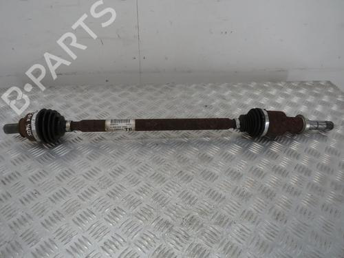 Transmissão trás direita Transmissão trás direita SMART FORFOUR Hatchback (453) 0.9 (453.044, 453.053) (90 hp) 36108188 36108188