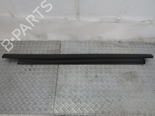 Venstre sidekjole Venstre sidekjole FORD FOCUS IV (HN) 1.0 EcoBoost (101 hp) 36132664 36132664