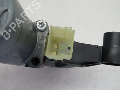 Right front window motor SKODA OCTAVIA IV Combi (NX5, PV5) 1.4 TSI iV | BP36352963E20 - Image 2