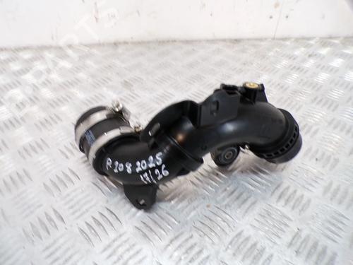 Tuyau d'intercooler Tuyau d'intercooler PEUGEOT 208 II (UB_, UP_, UW_, UJ_) 1.2 PureTech 100 (101 hp) 36474434 36474434