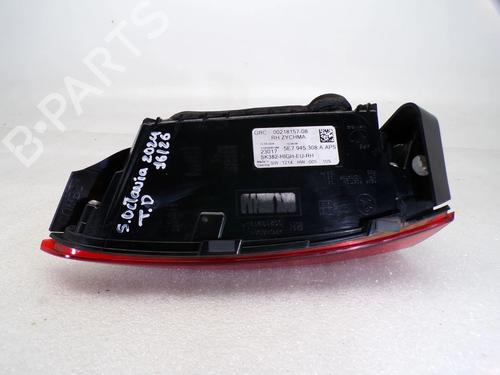 Right tailgate light SKODA OCTAVIA IV Combi (NX5, PV5) 1.4 TSI iV | BP36783905C80 - Image 4