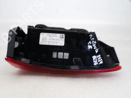 Left tailgate light SKODA OCTAVIA IV Combi (NX5, PV5) 1.4 TSI iV | BP36783906C79 - Image 3