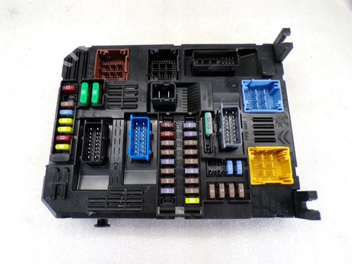 Used Fuse box Fuse box 36814535 36814535