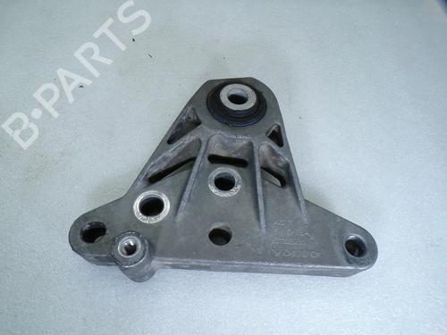 Supporto cambio Supporto cambio VOLVO V60 I (155) D6 Hybrid AWD (280 hp) 36999314 36999314