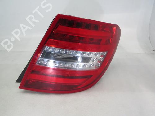 Used Right taillight Right taillight 37021386 37021386