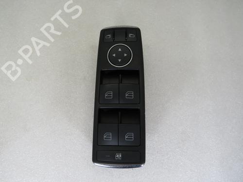 Venstre Foran elrute bryter Venstre Foran elrute bryter MERCEDES-BENZ C-CLASS T-Model (S204) C 220 CDI (204.202) (163 hp) 37025477 37025477