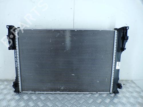 Used Water radiator Water radiator 37070598 37070598