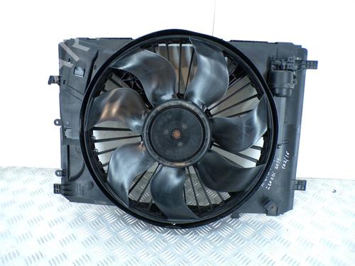 Used Radiator fan Radiator fan 37070599 37070599