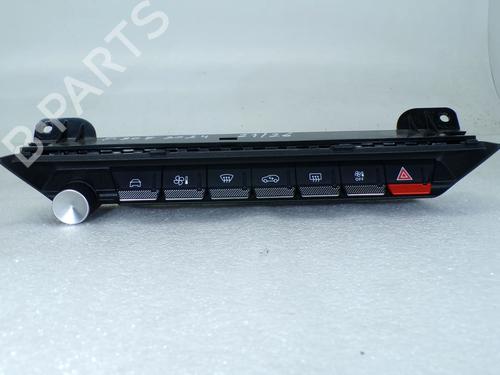 AC-Styringsenhed/Manøvreenhed AC-Styringsenhed/Manøvreenhed PEUGEOT 308 SW III (FC_, FJ_, FR_, F4_, FN_) PureTech 130 (FRHNSL, FRHNST) (131 hp) 37237402 37237402