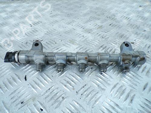 Used Injection rail Injection rail 37606446 37606446