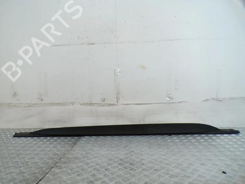 Used Left sideskirt Left sideskirt 37699005 37699005