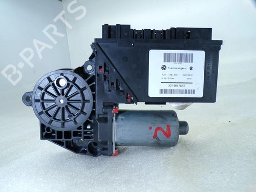 Used Right front window motor Right front window motor 37875180 37875180