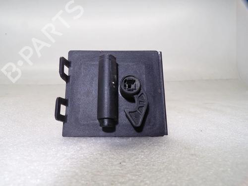 Used Electronic module Electronic module MERCEDES-BENZ C-CLASS (W205) C 200 d (205.007) (136 hp) 39288920 39288920