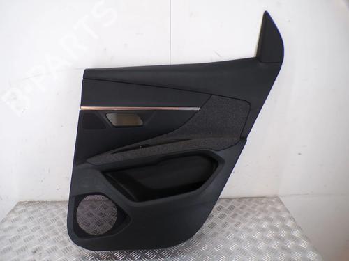 Forra trás direita Forra trás direita PEUGEOT 3008 II SUV (MC_, MR_, MJ_, M4_) 1.5 BlueHDi 130 (131 hp) 39885735 39885735