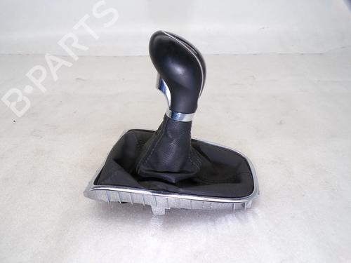 Used Shift knob Shift knob OPEL ASTRA J (P10) 1.6 CDTi (68) (136 hp) 39976744 39976744