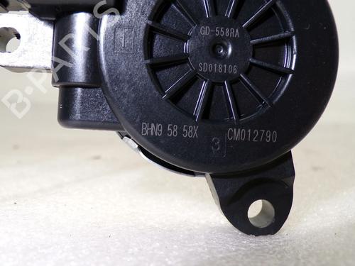Right front window motor MAZDA CX-3 (DK) 1.5 SKYACTIV-D AWD (DK4WS, DK5AW) | BP40019285E20 - Image 4