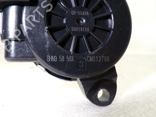 Right front window motor MAZDA CX-3 (DK) 1.5 SKYACTIV-D AWD (DK4WS, DK5AW) | BP40019286E20 - Image 4