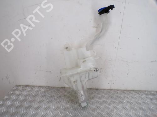 Used Windscreen washer tank Windscreen washer tank MAZDA CX-3 (DK) 1.5 SKYACTIV-D AWD (DK4WS, DK5AW) (105 hp) 40037694 40037694
