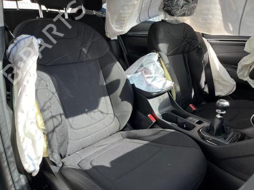 Gear lever HYUNDAI TUCSON (TL, TLE) 1.6 CRDi | BP22192751M90 