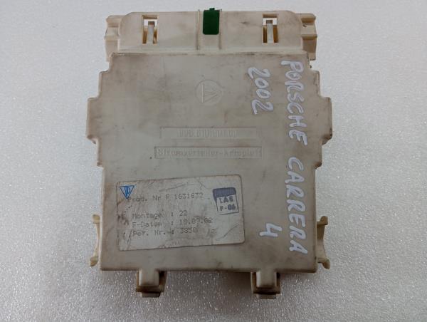 Fuse box – Porsche 911 Convertible (996) 3.4 Carrera 4 (1997-1999)