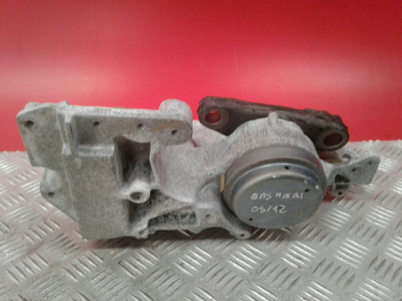 Engine mount NISSAN QASHQAI / QASHQAI +2 I (J10, NJ10, JJ10E) 2.0 dCi