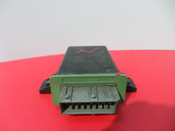 Electronic module PEUGEOT 206 CC (2D) 1.6 HDi 110 9631577780 / PPE GF10 ...