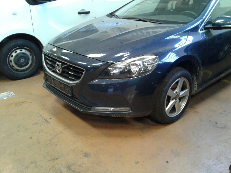 Full Front Volvo V40 Hatchback 525 526 D2 Preco Sob Consulta B Parts