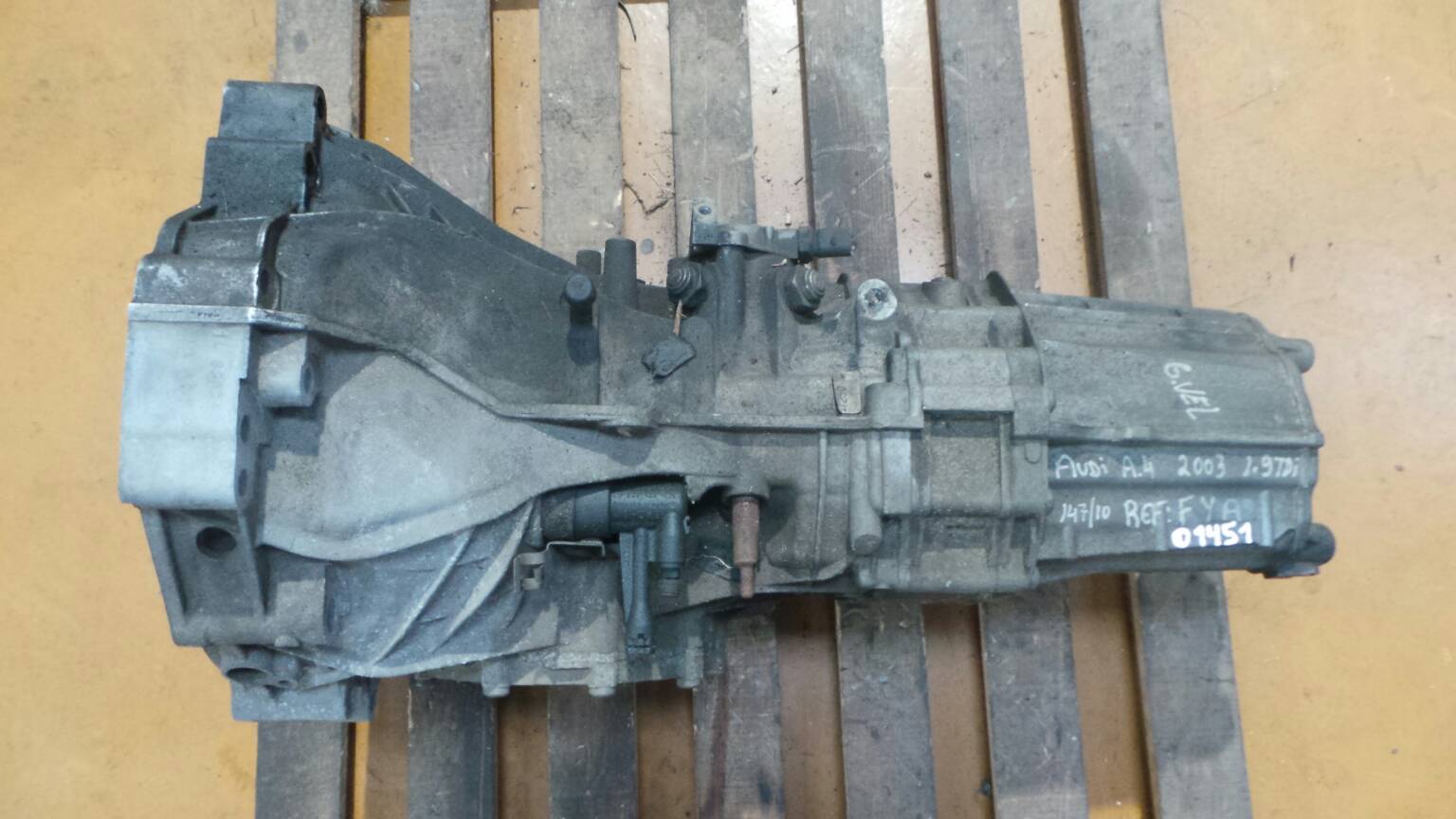 Manual Gearbox Audi A4 8e2 B6 1 9 Tdi Fya 01451 B Parts