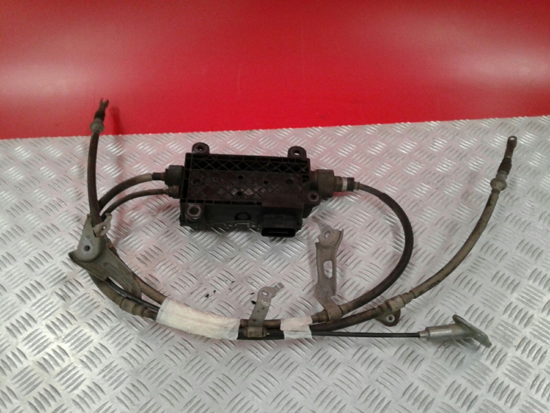 Electric handbrake TOYOTA AVENSIS Estate (_T27_) 2.0 D4D (ADT270