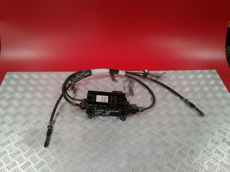 Electric handbrake TOYOTA AVENSIS Estate (_T27_) 2.0 D4D (ADT270