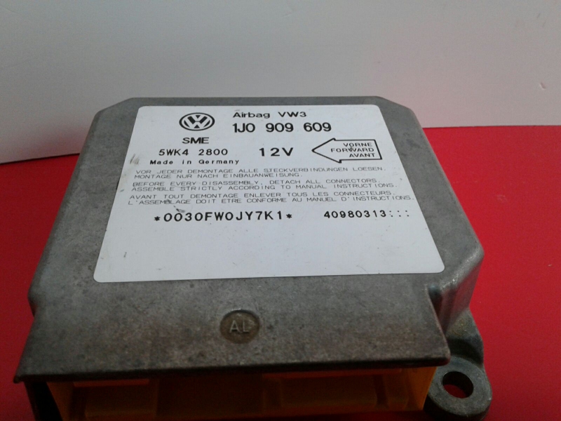 ECU airbags VW GOLF IV (1J1) 3972365 BParts