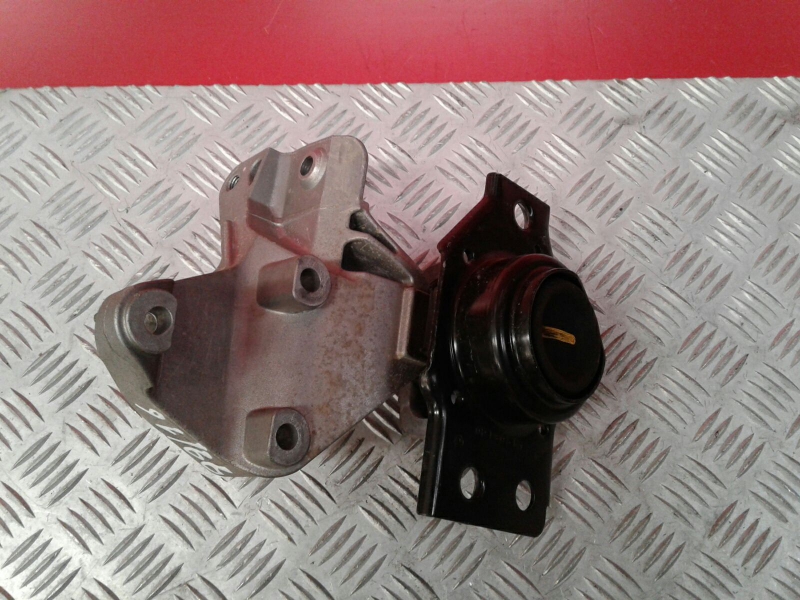 Engine mount NISSAN QASHQAI / QASHQAI +2 I (J10, NJ10, JJ10E) 1.5 dCi
