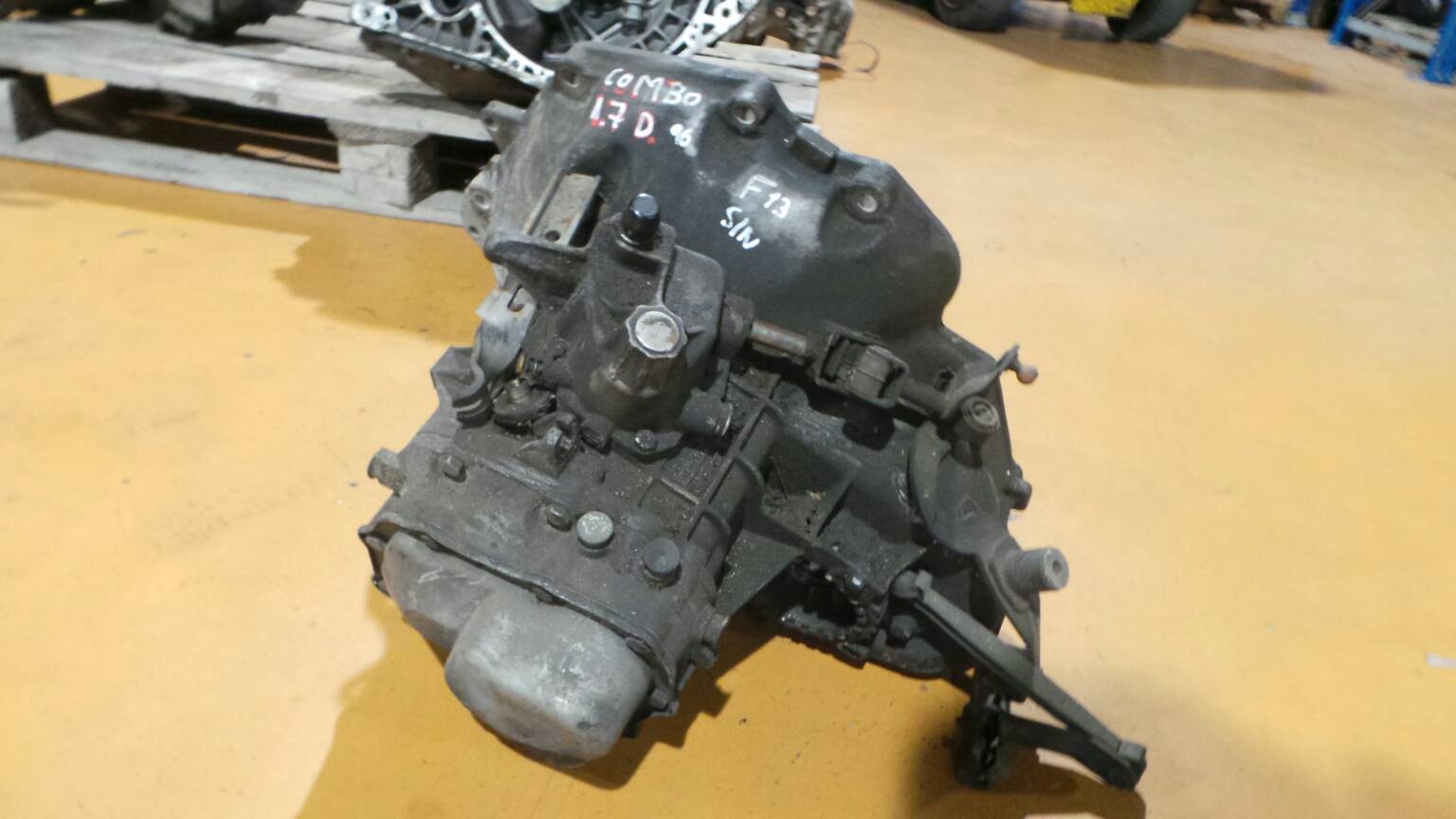 Manual gearbox OPEL COMBO Box Body/MPV (71_) F13 BParts