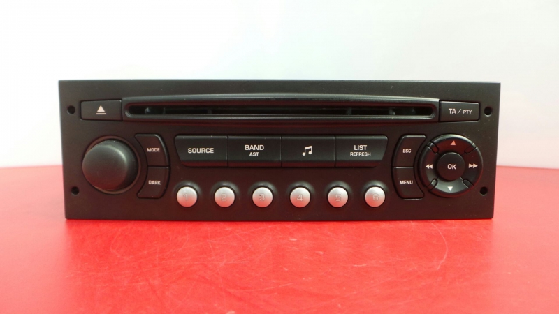 Façade Autoradio CITROËN C4 Phase 2 Coupé - Occasion Correcte