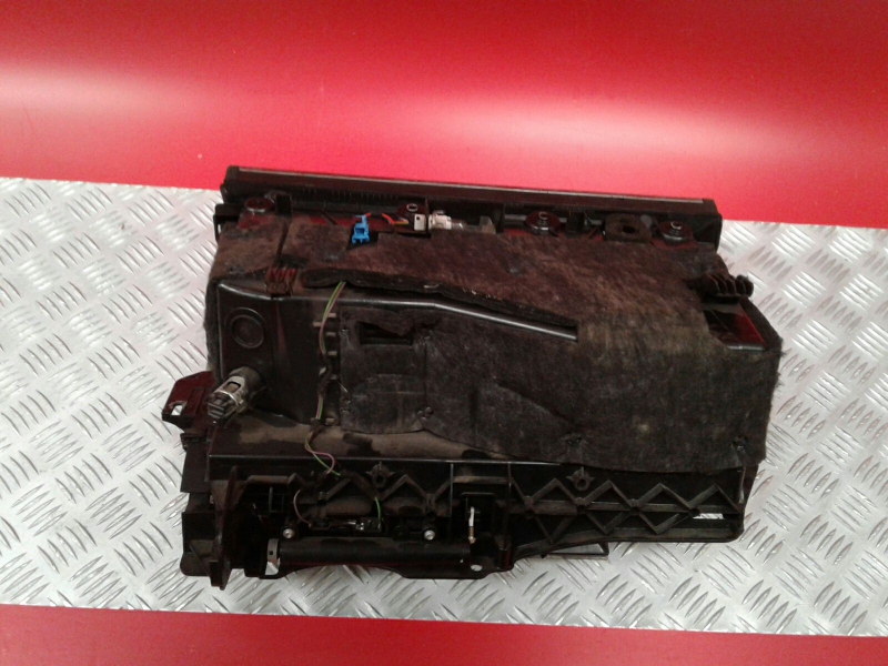 Glove box MERCEDESBENZ CCLASS (W204) 3986792 BParts
