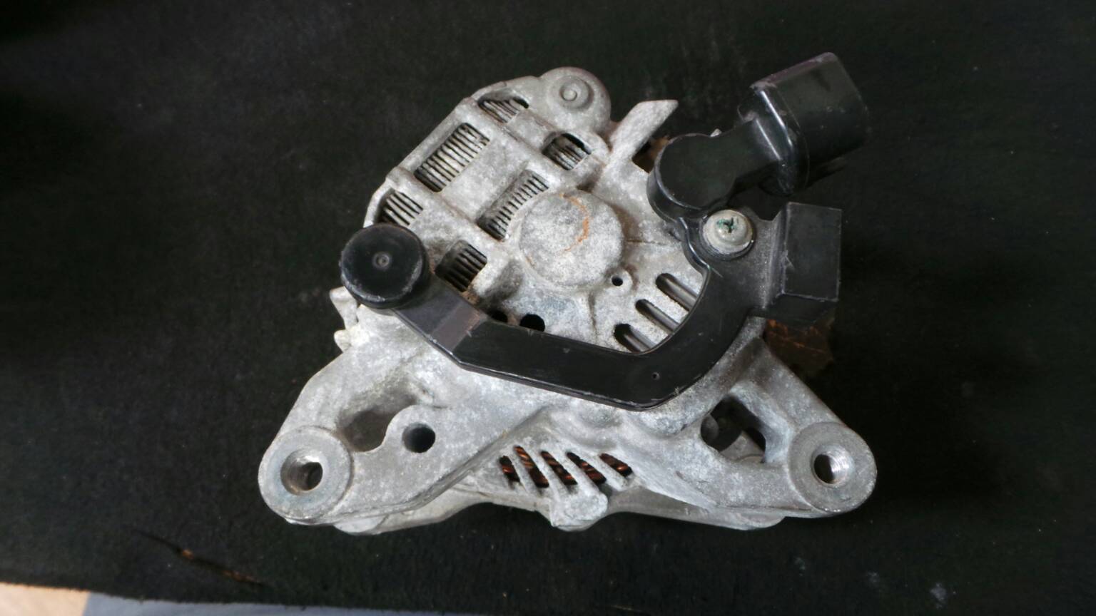 Alternator PEUGEOT 207 (WA_, WC_) 1.4 3476108 BParts