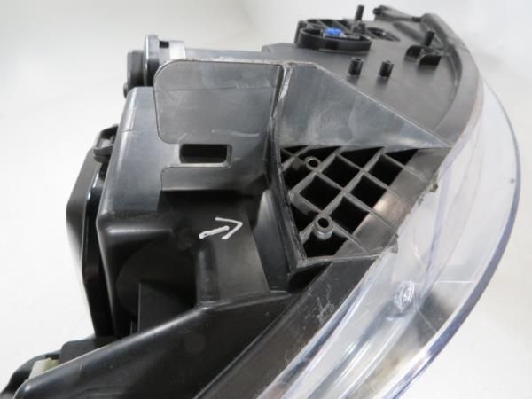 Left headlight PEUGEOT 407 Coupe (6C_) 2.0 HDi 3966198 | B-Parts