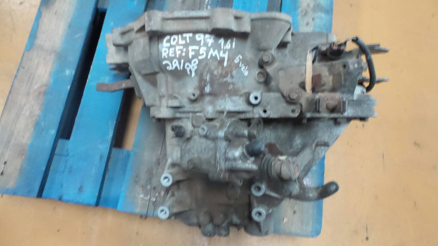 Manual gearbox MITSUBISHI COLT V (CJ_, CP_) 1600 GLX (CJ4A) 4G92 (SOHC