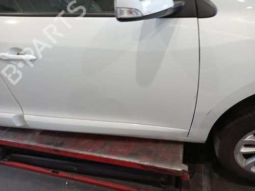 right-front-door-renault-megane-iii-hatchback-bz01_-b3_-2008-37630463 main image