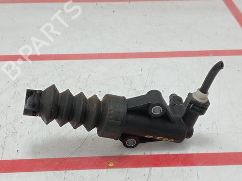Récepteur d'embrayage FIAT 500 (312_) 0.9 (312AXG1A, 312.AXG11) (86 hp) 32083614