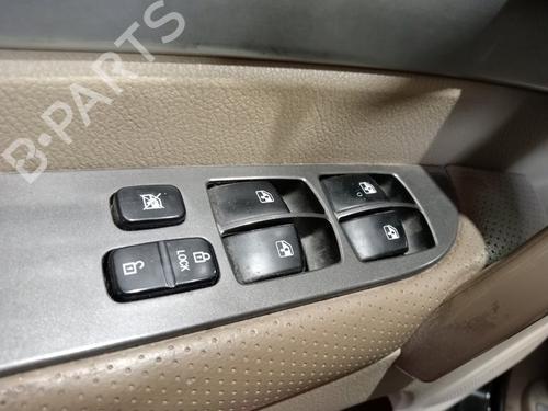 left-front-window-switch-ssangyong-rodius-i-2005-31792470 main image