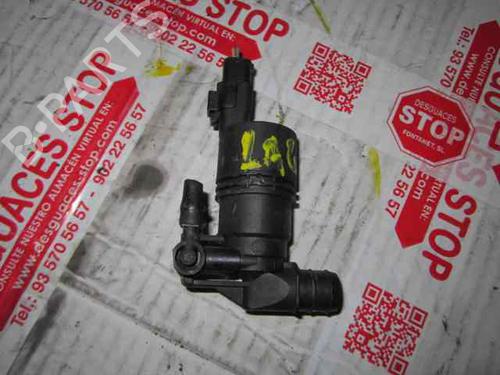 Used Washer pump RENAULT LAGUNA II (BG0/1_) [2001-2007]  15919552