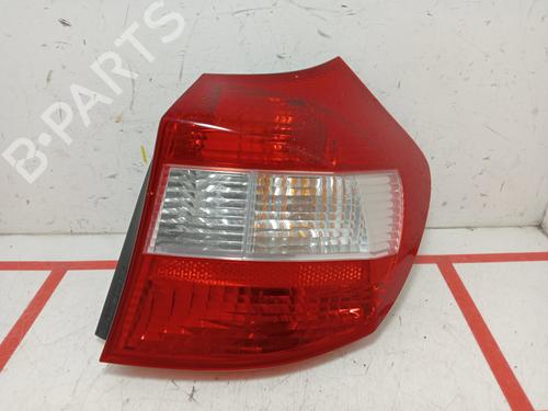 Feu arrière droit BMW 1 (E81) 116 i (115 hp) 31973084