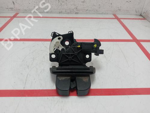 Used Tailgate lock AUDI A4 B7 (8EC) 2.0 TDI 16V (140 hp) 28316917