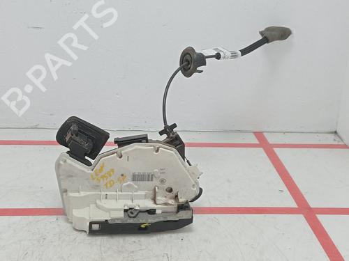 rear-right-lock-seat-leon-5f1-2012-2013-2014-2015-2016-2017-2018-2019-2020-2021-33994382 main image
