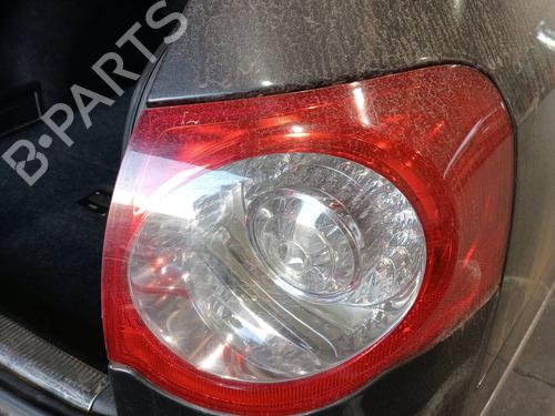 Feu de coffre gauche VW PASSAT B6 Variant (3C5)  | BP31022690C79 