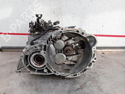 Used Gearbox KIA SPORTAGE II (JE_, KM_) 2.0 CRDi 4WD (140 hp) 30745774