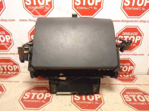 Used Display monitor TOYOTA AVENSIS Saloon (_T25_) 2.0 D-4D (CDT250_, CDT250R) (116 hp) 7389062