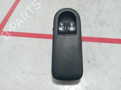 Used Left front window switch Left front window switch RENAULT CLIO III (BR0/1, CR0/1) 1.4 16V (98 hp) 32196329 32196329