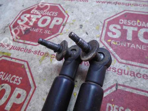 Tailgate lift support JEEP GRAND CHEROKEE II (WJ, WG) 3.1 TD 4x4 | BP15922053C138 